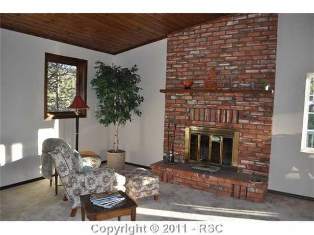 125 E Ridge Dr, Woodland Park, CO 80863