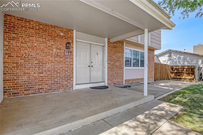 125 Starlite Dr, Pueblo, CO 81005