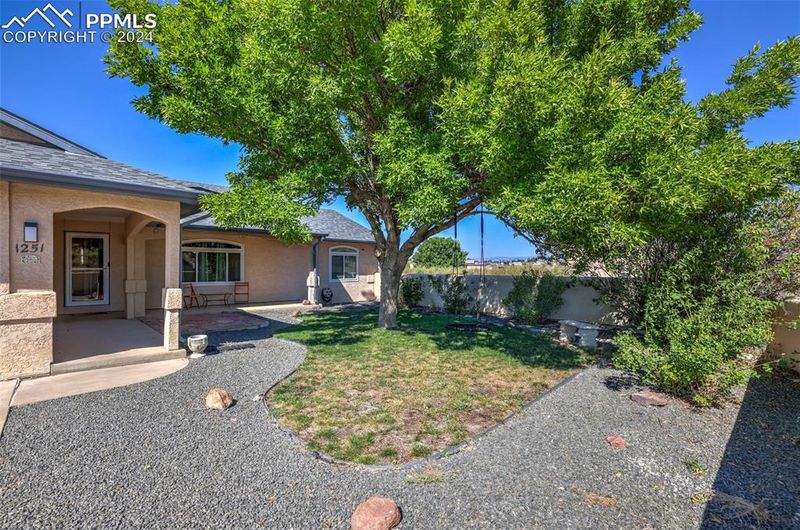 1251 S Silverado Dr, Pueblo, CO 81007