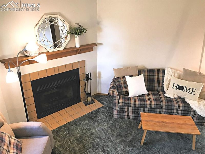 1253 Soaring Eagle Dr, Colorado Springs, CO 80915