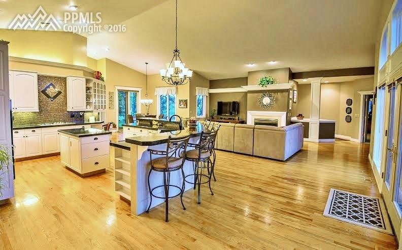 12555 Bridle Bit Rd, Colorado Springs, CO 80908