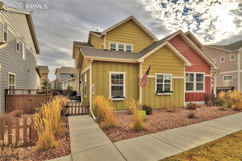 1261 Cresson Mine Dr, Colorado Springs, CO 80905