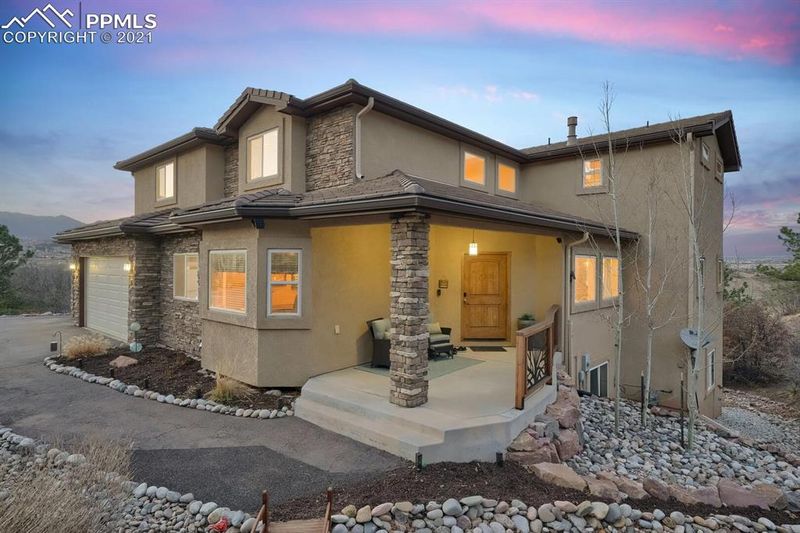 1261 Golden Hills Rd, Colorado Springs, CO 80919