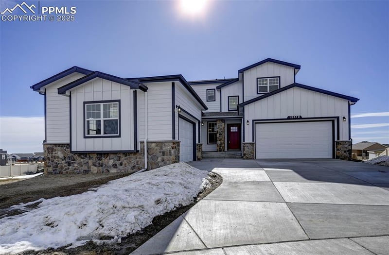 12619 Enclave Scenic Dr, Falcon, CO 80831