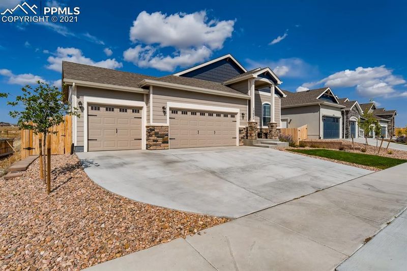 12642 Windingwalk Dr, Peyton, CO 80831