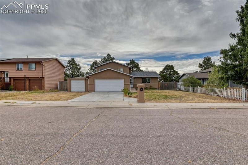 1269 Cree Dr, Colorado Springs, CO 80915
