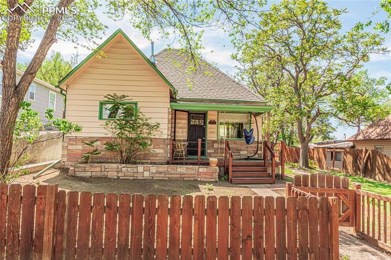 127 N 13th St, Colorado Springs, CO 80904