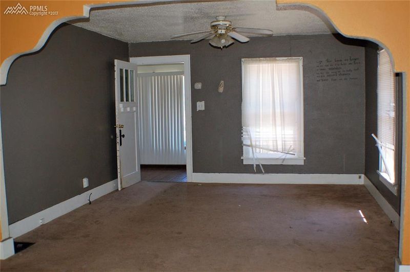 127 W 19th St, Pueblo, CO 81003