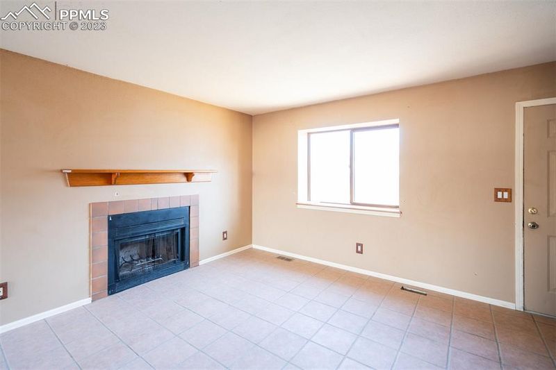 1270 Soaring Eagle Dr, Colorado Springs, CO 80915