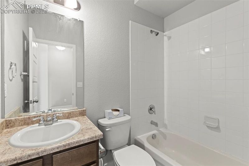 12702 Granite Ridge Dr, Peyton, CO 80831
