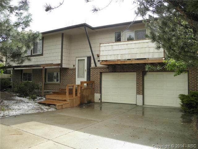 1272 Brittany Cir, Colorado Springs, CO 80918