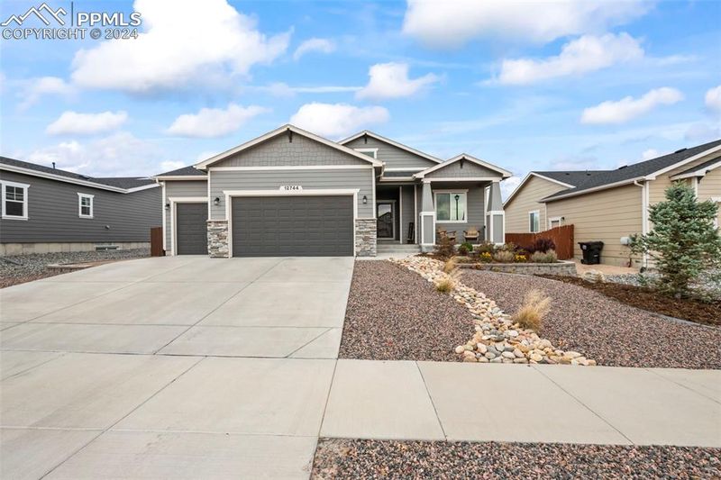 12744 Sunrise Ridge Dr, Peyton, CO 80831