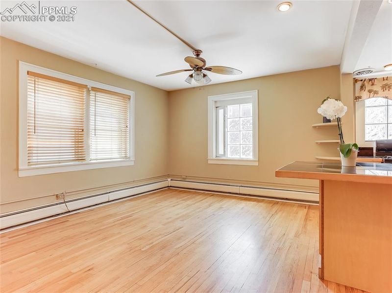 1275 N Clarkson St #5, Denver, CO 80218