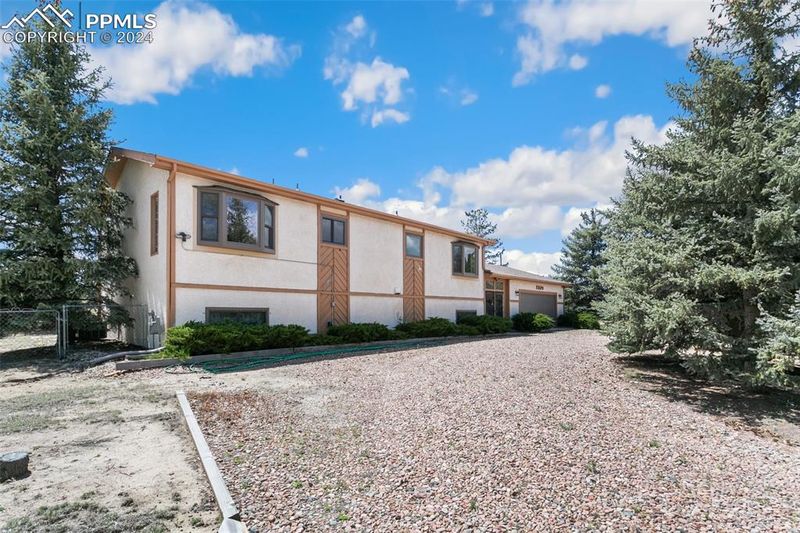 1275 Fuller Rd, Colorado Springs, CO 80920