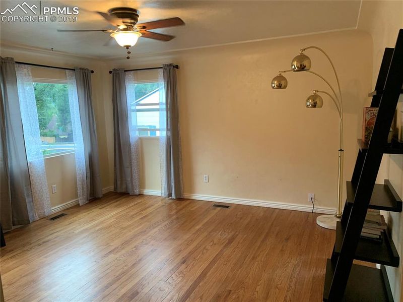 128 N 13th St, Colorado Springs, CO 80904