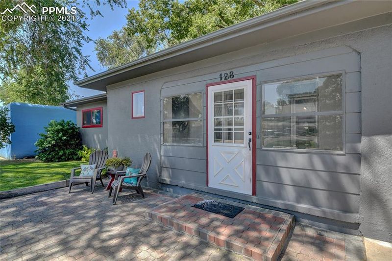 128 Esther Dr, Colorado Springs, CO 80911