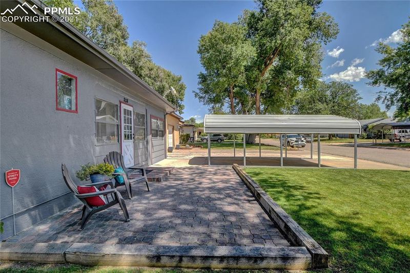 128 Esther Dr, Colorado Springs, CO 80911