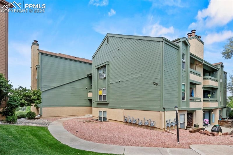 128 W Rockrimmon Blvd #105, Colorado Springs, CO 80919