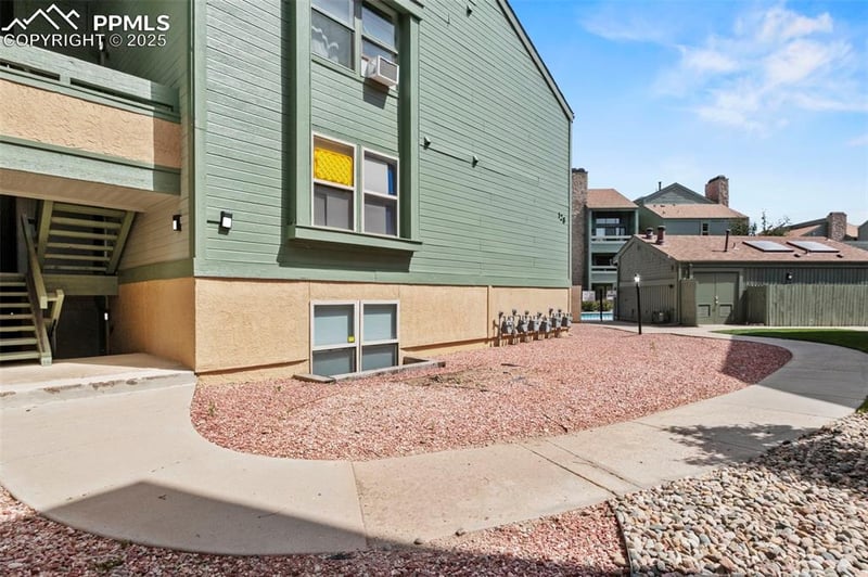 128 W Rockrimmon Blvd #105, Colorado Springs, CO 80919