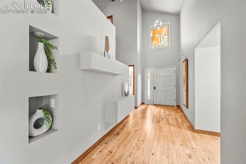 1282 Hill Cir, Colorado Springs, CO 80904
