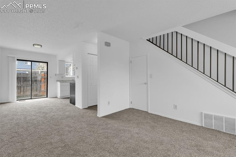 1287 Soaring Eagle Dr, Colorado Springs, CO 80915