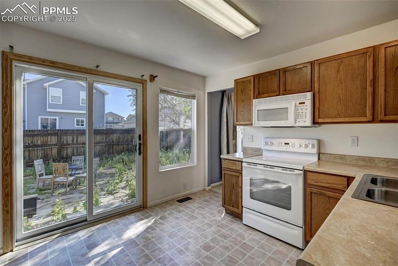 12874 Oakland Hills Rd, Peyton, CO 80831