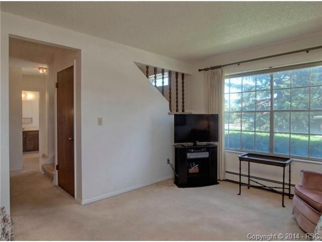 1289 Willow Bend Cir #3, Colorado Springs, CO 80918