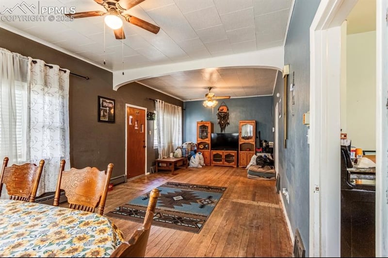 129 E 9th St, Walsenburg, CO 81089