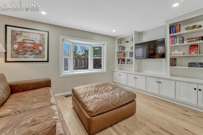1290 S Forest St, Denver, CO 80246