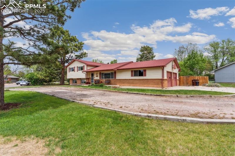 1296 York Rd, Colorado Springs, CO 80918