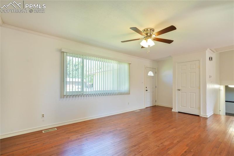 13 Mayweed Ct, Pueblo, CO 81001