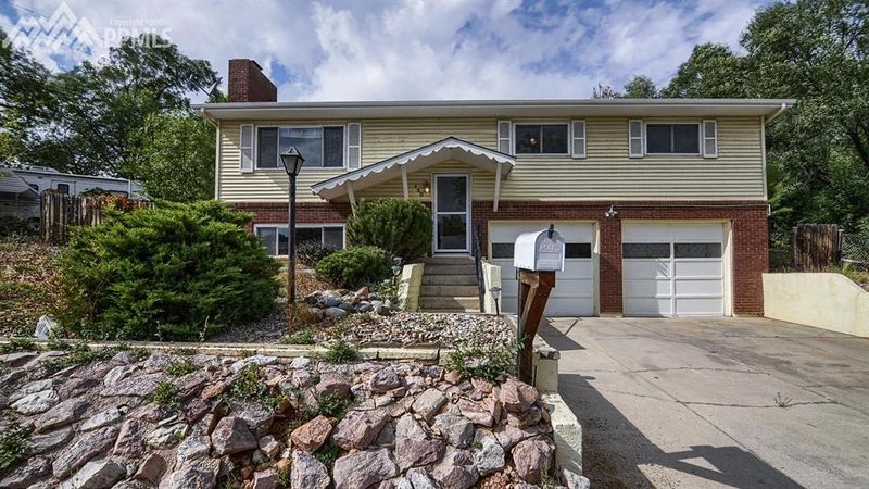 130 Oberlin St, Colorado Springs, CO 80904