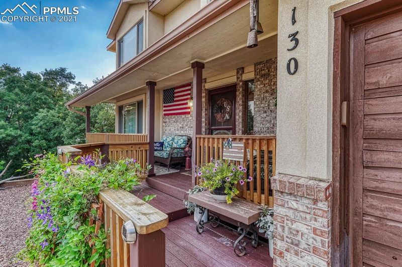 130 Palm Springs Dr, Colorado Springs, CO 80921