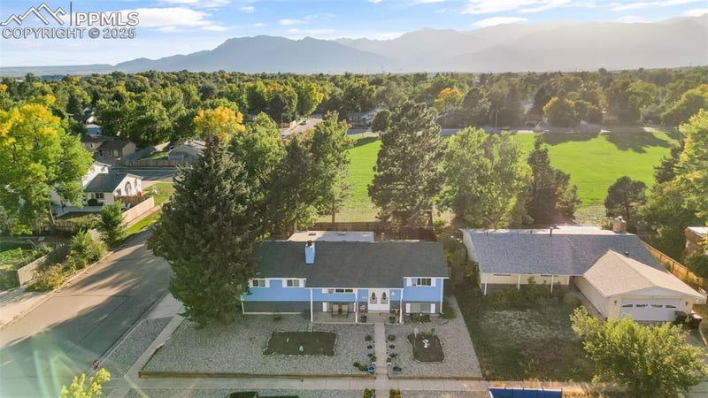 1302 Martin Dr, Colorado Springs, CO 80915