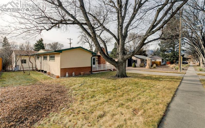 1303 E Monroe St, Colorado Springs, CO 80907