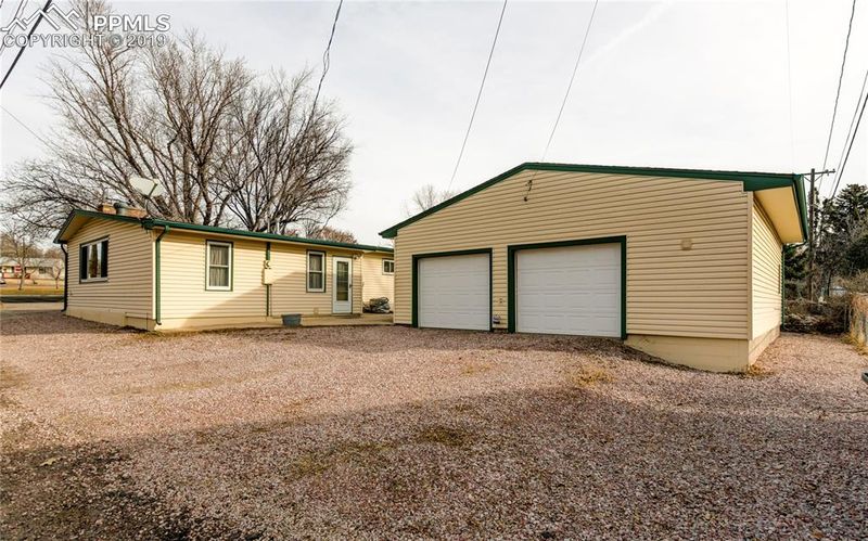 1303 E Monroe St, Colorado Springs, CO 80907