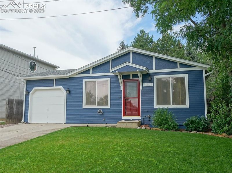 1304 Race St, Colorado Springs, CO 80904