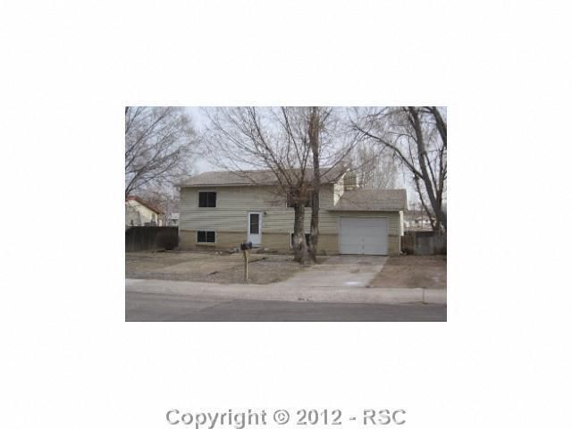 1305 Burnham St, Colorado Springs, CO 80906