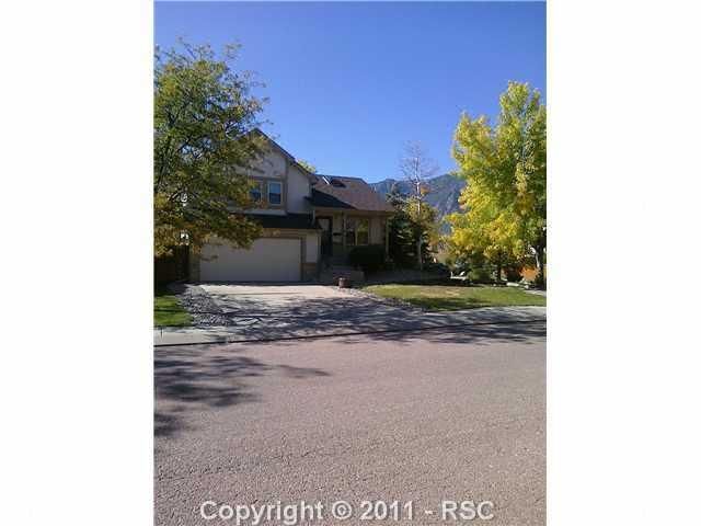 1305 Canoe Creek Dr, Colorado Springs, CO 80906