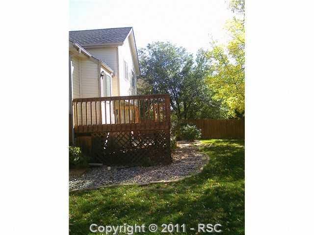 1305 Canoe Creek Dr, Colorado Springs, CO 80906