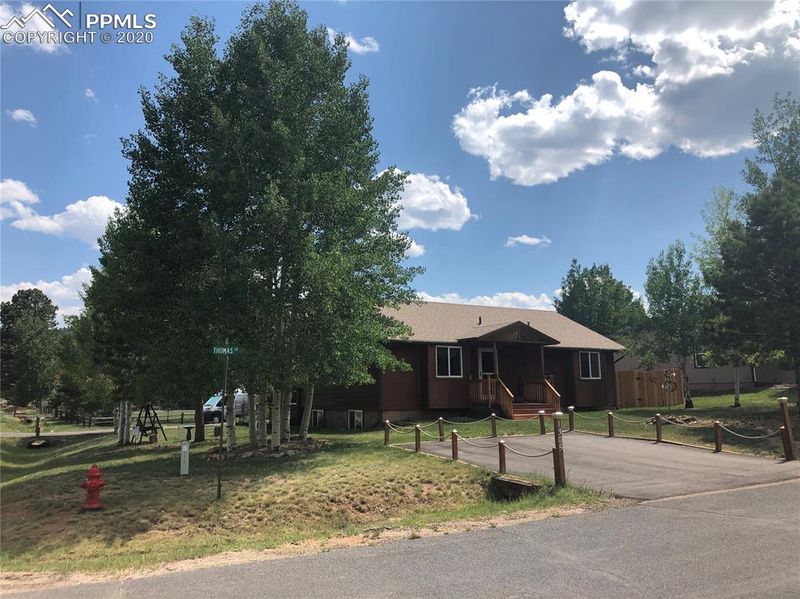 1305 Thomas Cir, Woodland Park, CO 80863