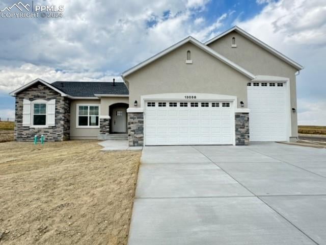 13058 Highland Crest Dr, Falcon, CO 80831
