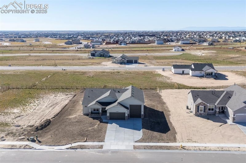 13059 Highland Crest Dr, Falcon, CO 80831