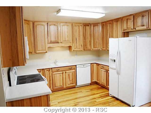 1307 Server Dr, Colorado Springs, CO 80910