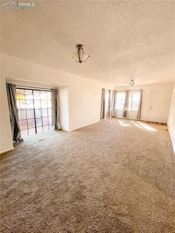 1309 E 9th St, Pueblo, CO 81001