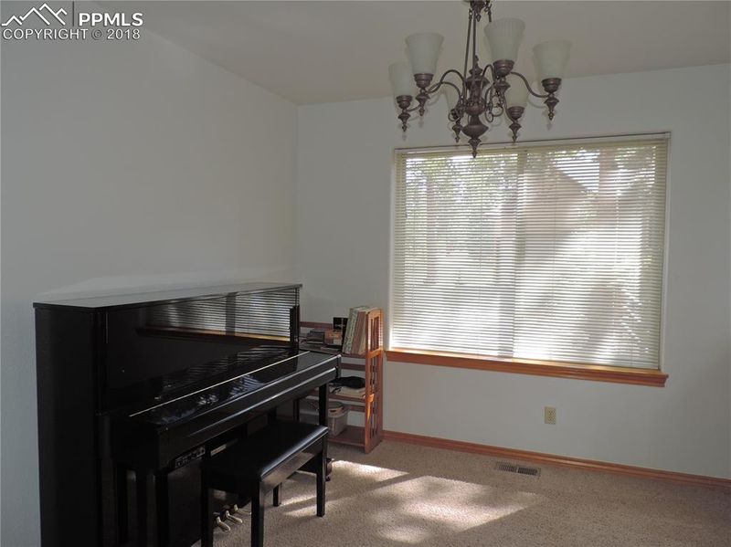 1310 Masters Dr, Woodland Park, CO 80863