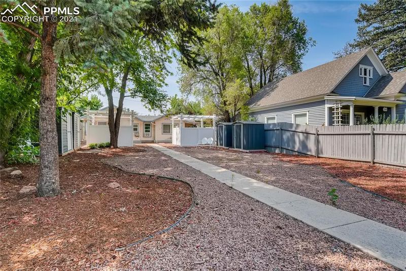 1311 E Boulder St, Colorado Springs, CO 80909