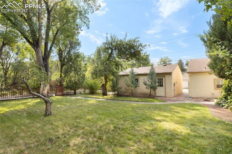 1312 N Arcadia St, Colorado Springs, CO 80903