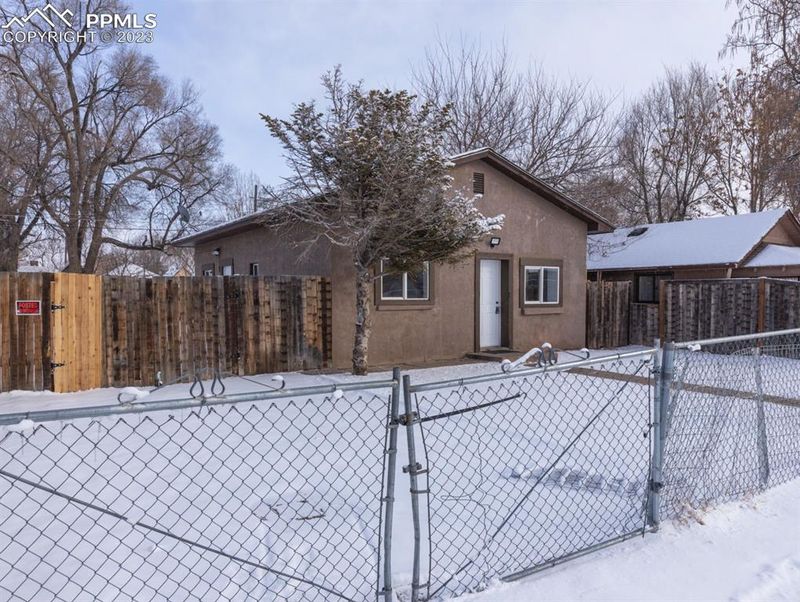 1316 Stone Ave, Pueblo, CO 81004