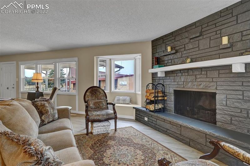 1317 N Circle Dr, Colorado Springs, CO 80909